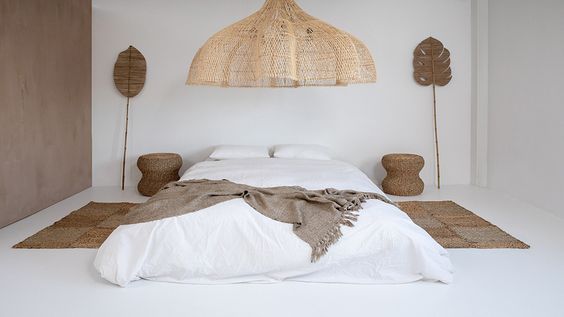 XL Handcrafted Rattan Lamp - Flower | Natural | 120 cm