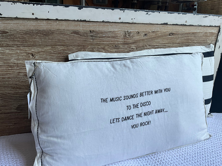 Linnen Pillow + Filling | The Music Sounds Better | White