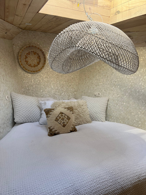 XL Handcrafted Rattan Lamp - Cloud | White | 100 cm