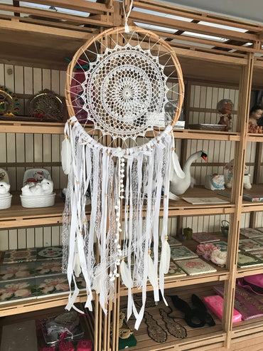 White Rattan Dreamcatcher (32 cm) | Mandala Stencil