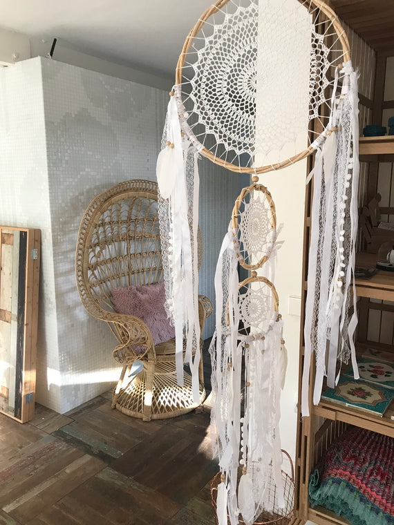 Dreamcatcher Wall Decor - Intricate Boho Design for Stylish Interiors | Mandala Stencil