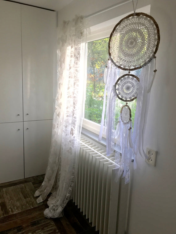 Dreamcatcher Wall Decor - Intricate Boho Design for Stylish Interiors | Mandala Stencil
